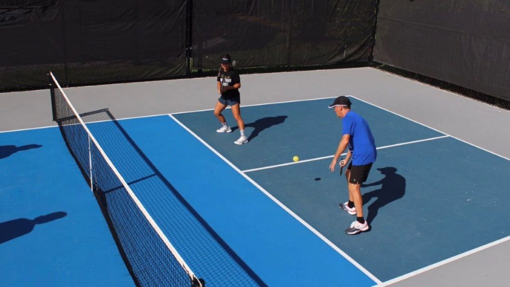 Best Techniques For Pickleball Doubles